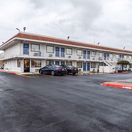 Motel 6-North Richland Hills, Tx Zewnętrze zdjęcie