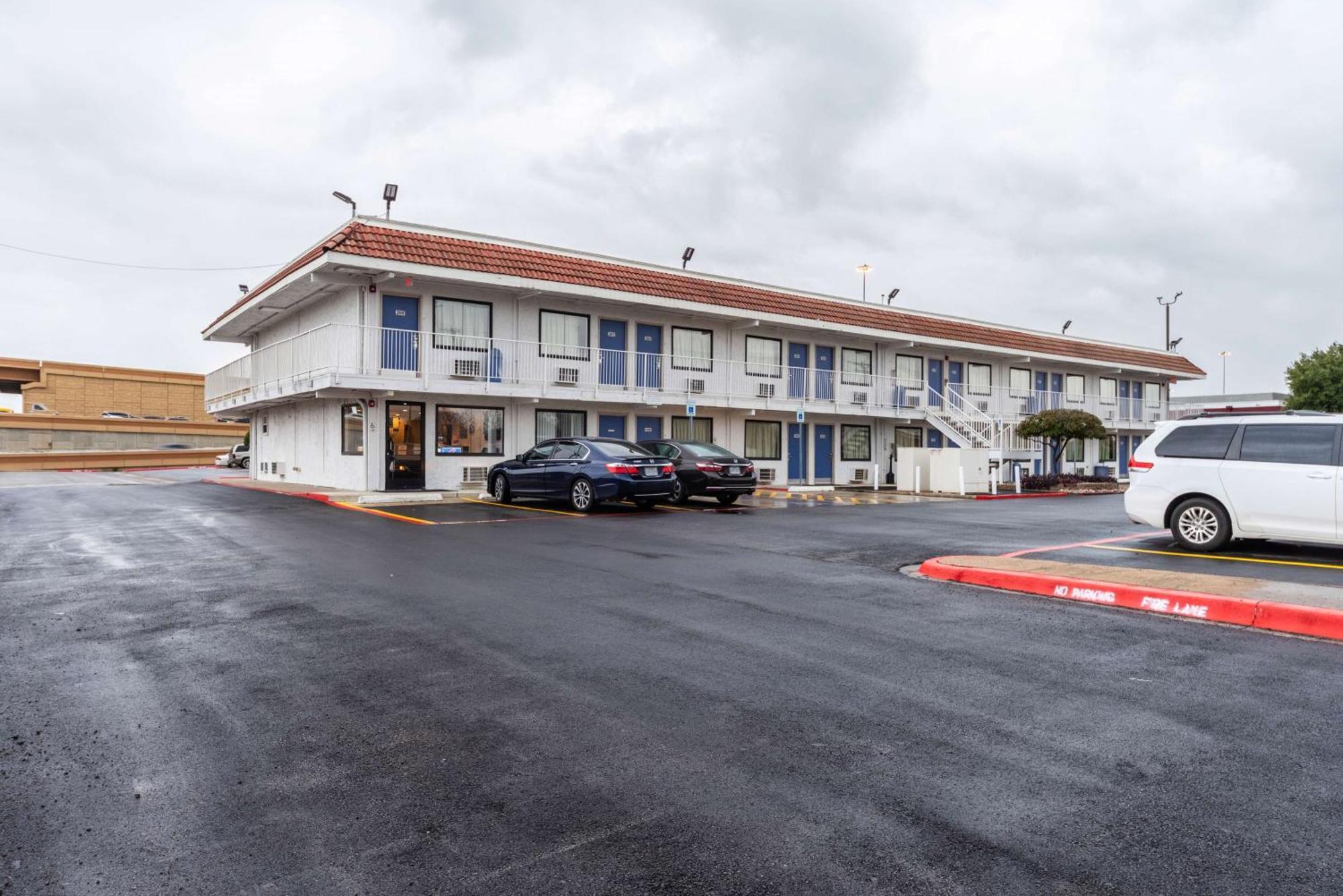 Motel 6-North Richland Hills, Tx Zewnętrze zdjęcie