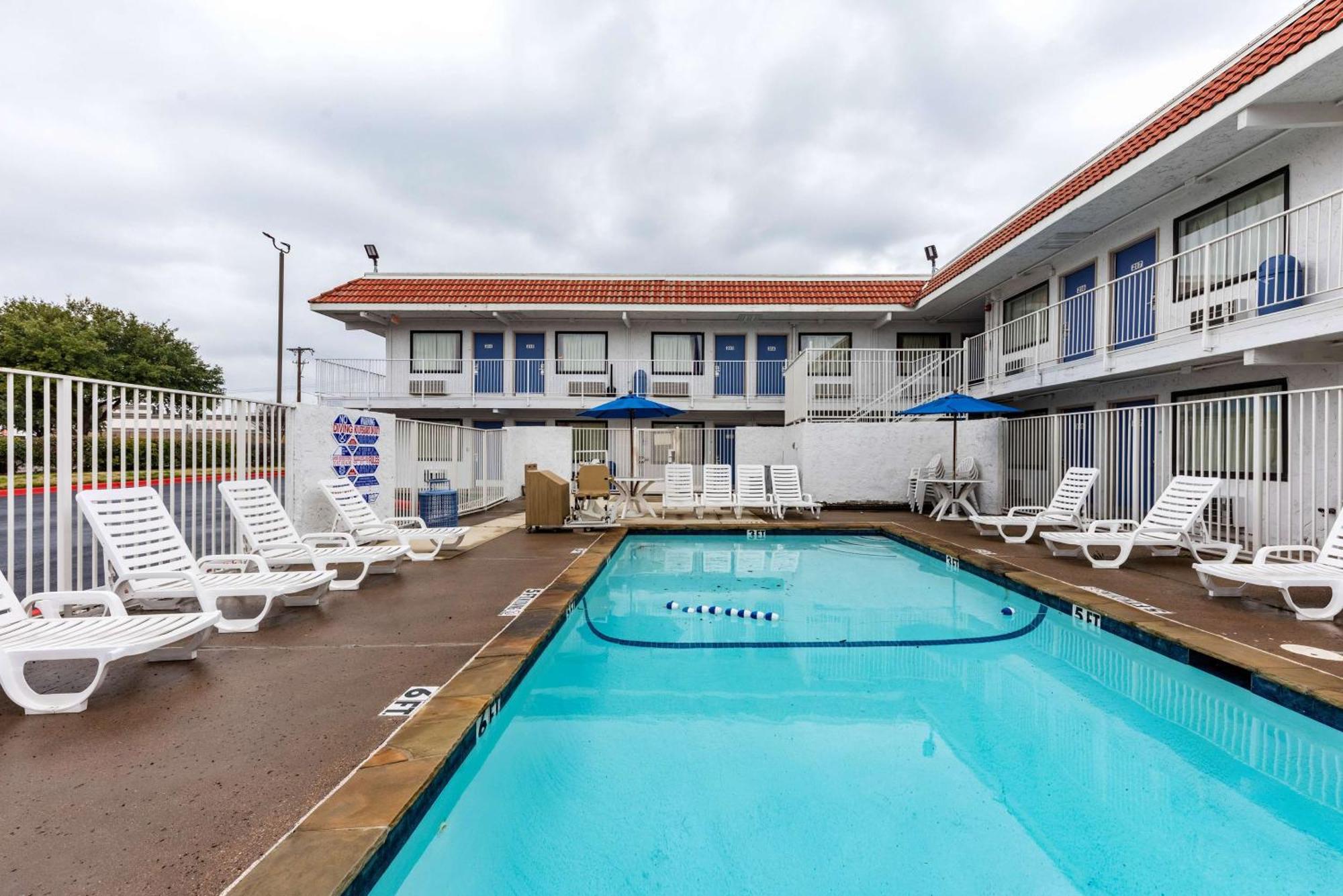 Motel 6-North Richland Hills, Tx Zewnętrze zdjęcie