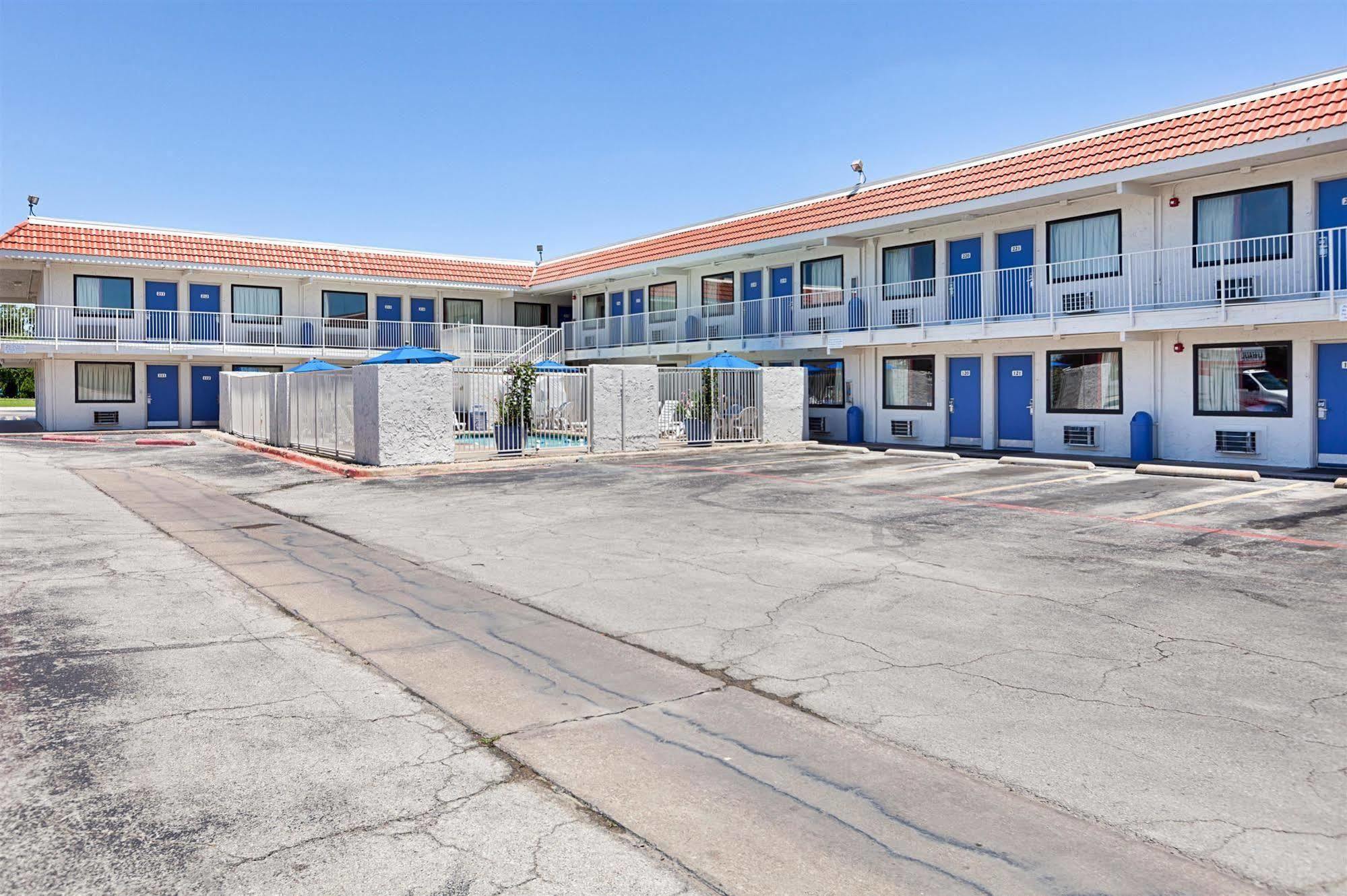 Motel 6-North Richland Hills, Tx Zewnętrze zdjęcie