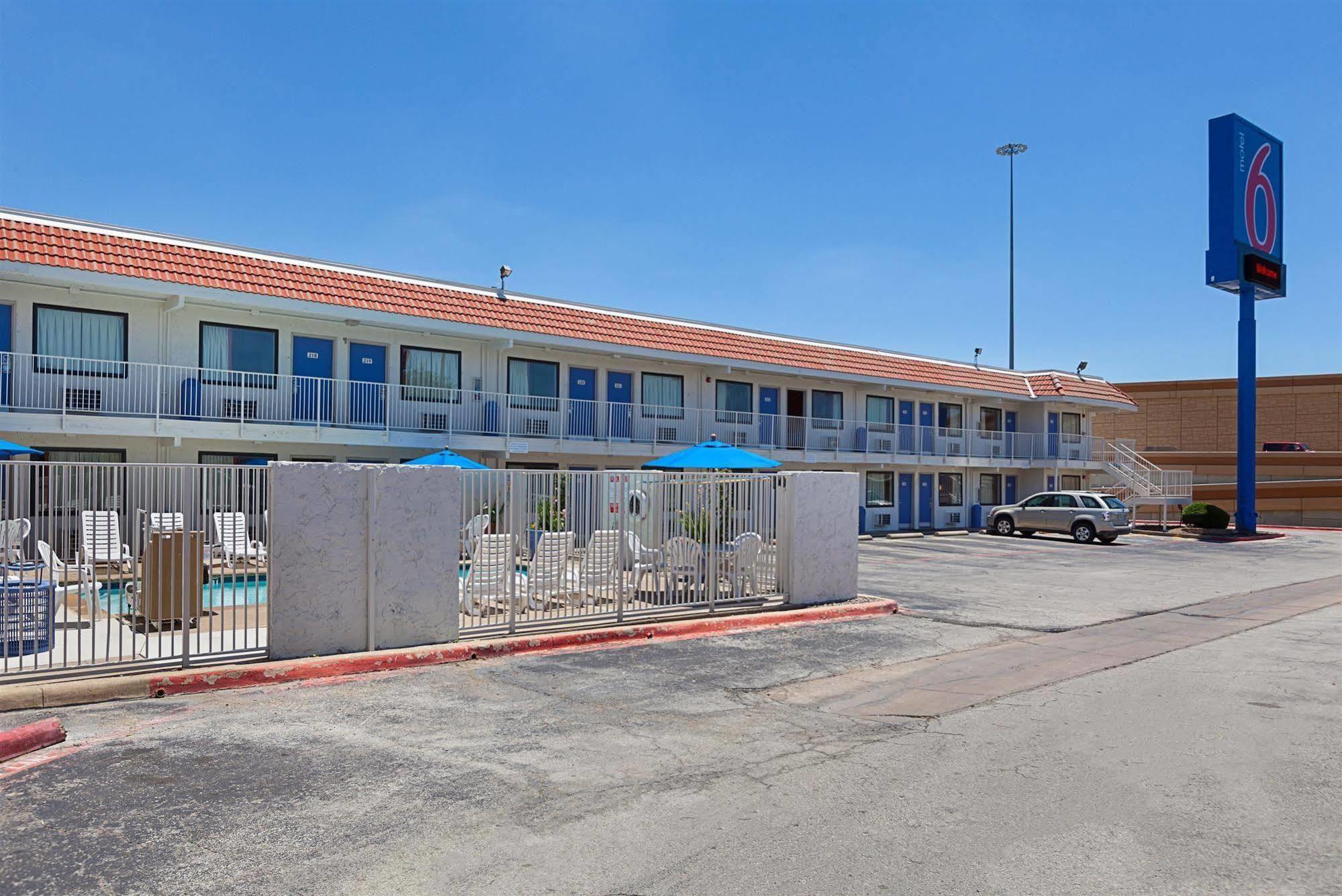 Motel 6-North Richland Hills, Tx Zewnętrze zdjęcie