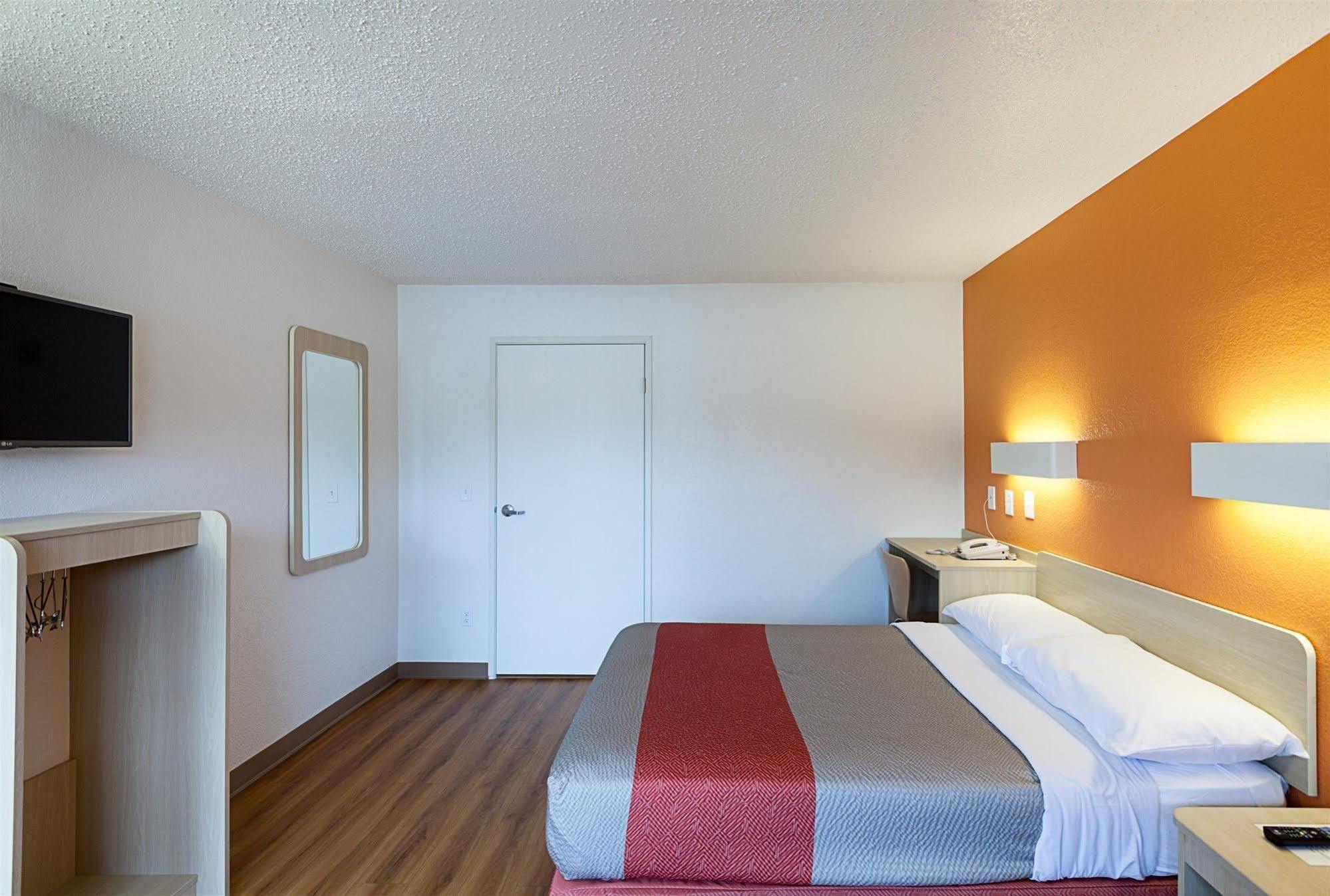 Motel 6-North Richland Hills, Tx Zewnętrze zdjęcie