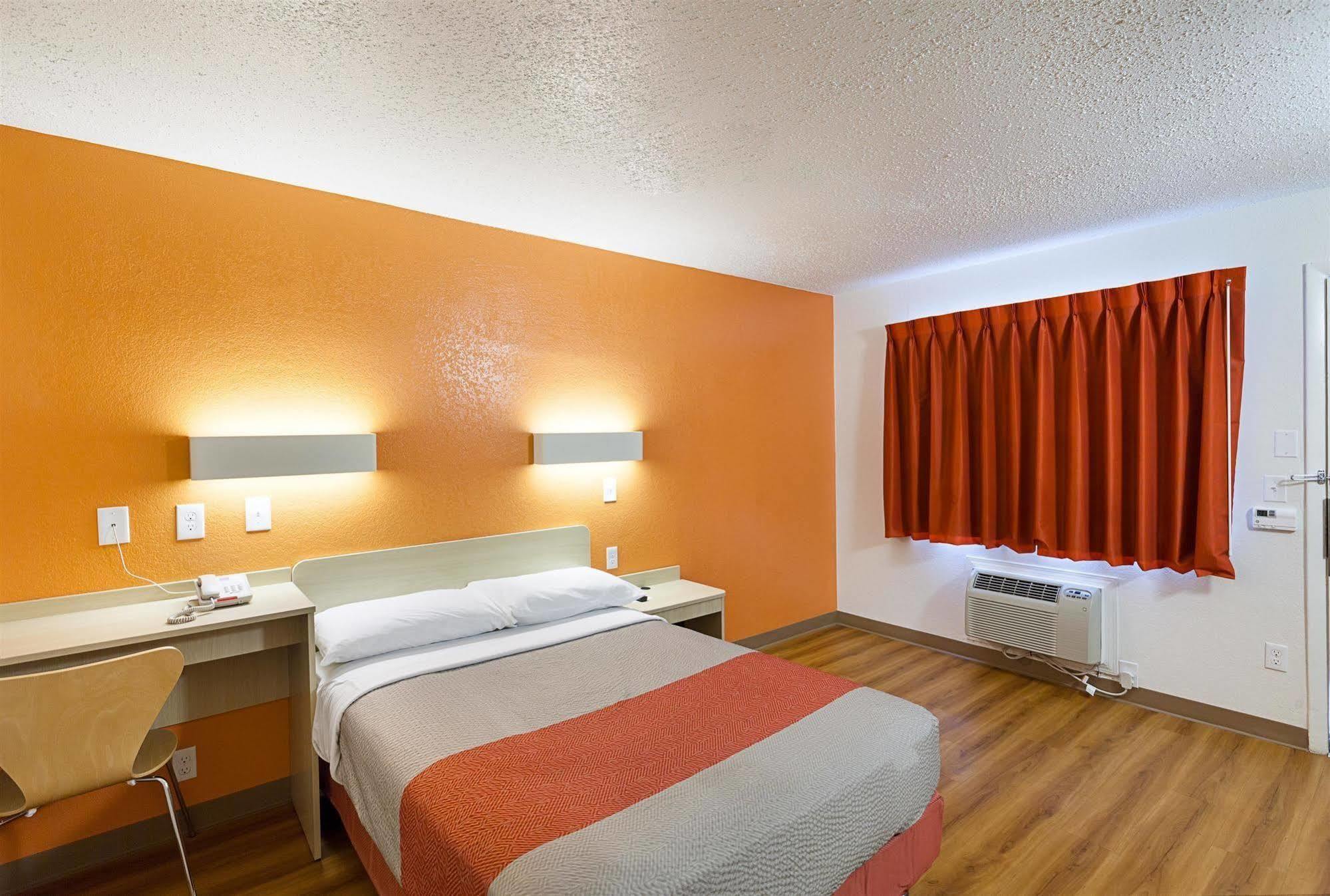 Motel 6-North Richland Hills, Tx Zewnętrze zdjęcie
