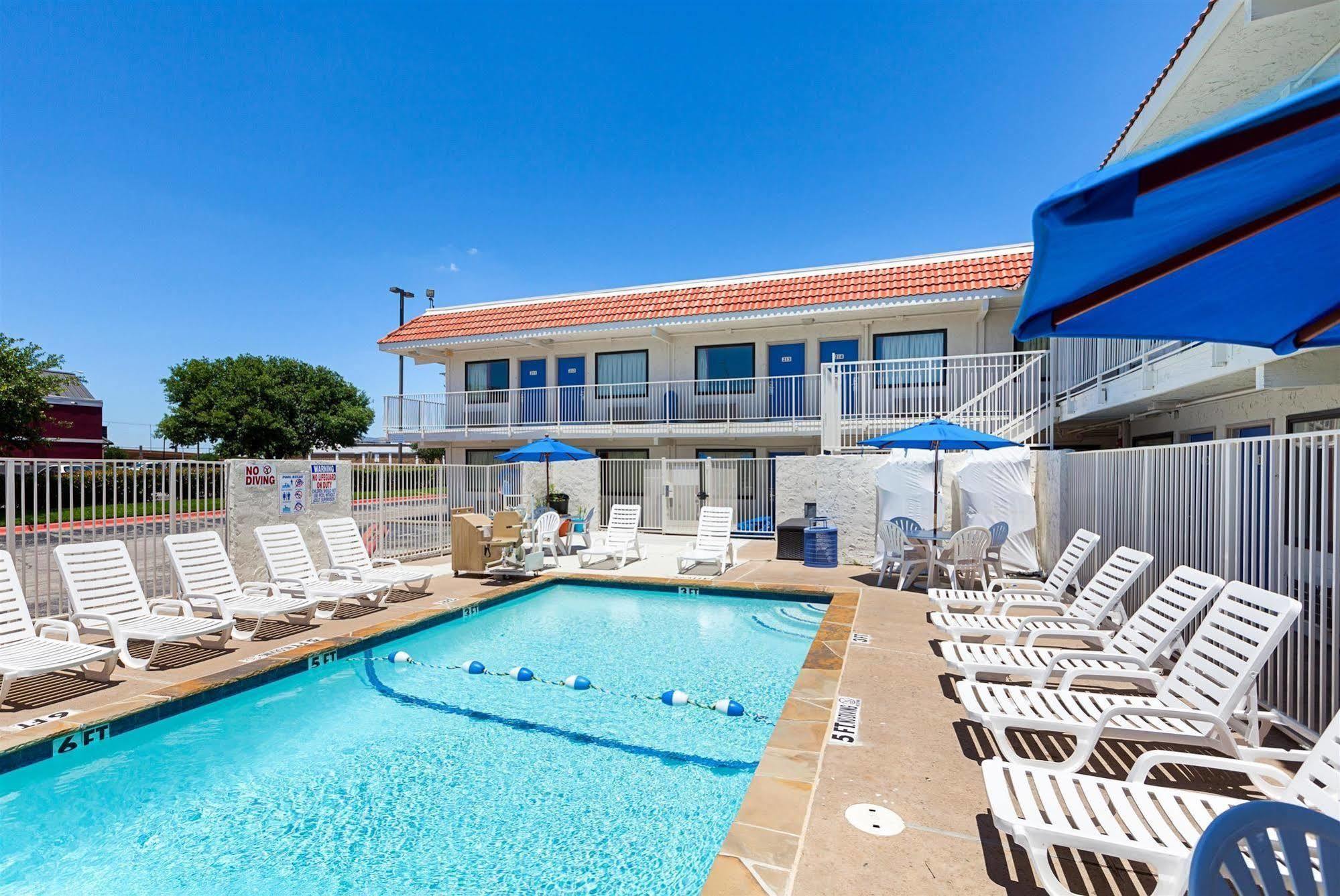 Motel 6-North Richland Hills, Tx Zewnętrze zdjęcie