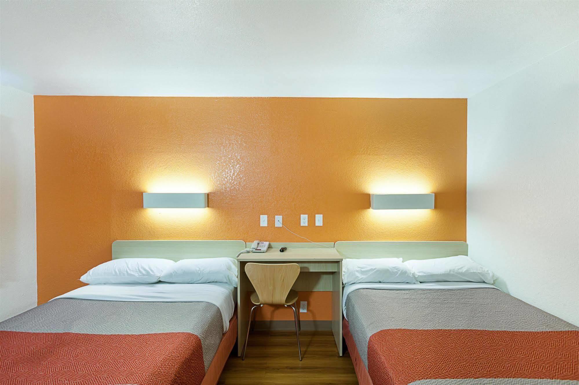 Motel 6-North Richland Hills, Tx Zewnętrze zdjęcie