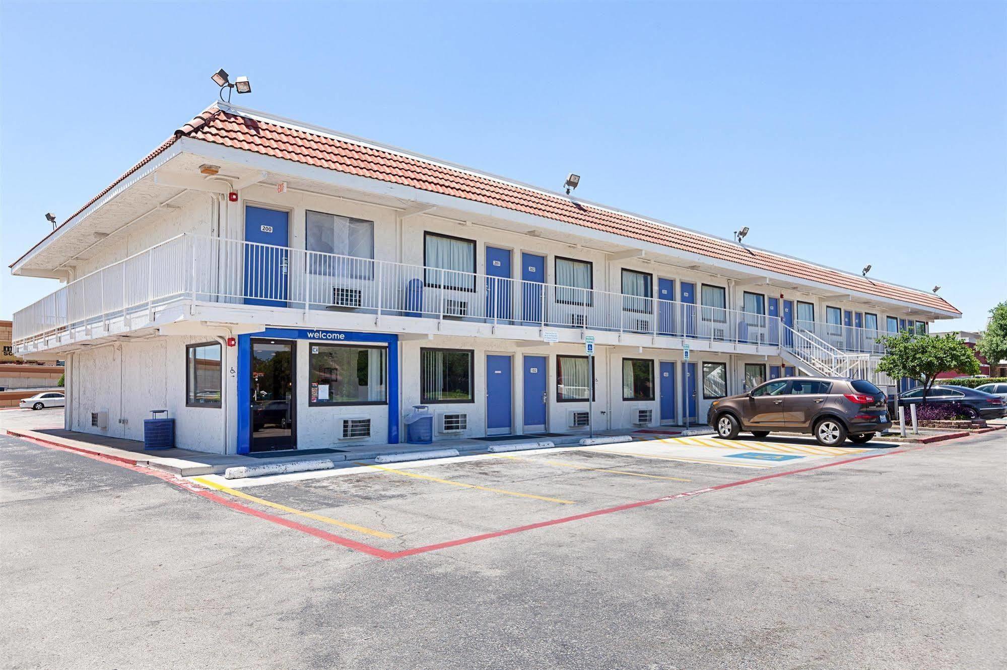 Motel 6-North Richland Hills, Tx Zewnętrze zdjęcie