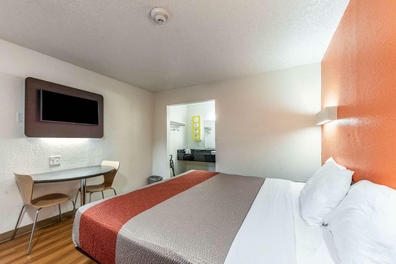 Motel 6-North Richland Hills, Tx Zewnętrze zdjęcie
